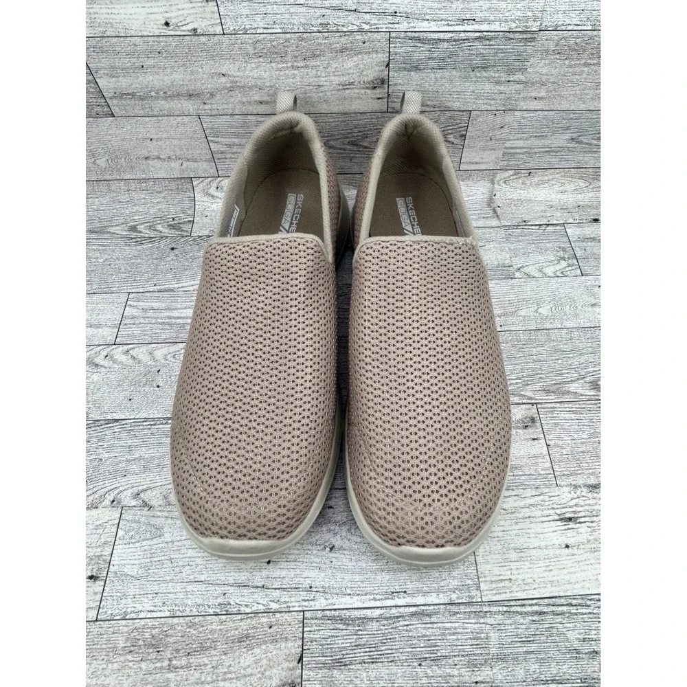 Skechers Go Walk‎ Max Slip On Sneakers Taupe Mesh Women's Size 9.5